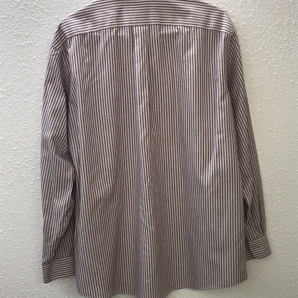 L.L.Bean Wrinkle Resistant Button Down Collar Men… - image 3